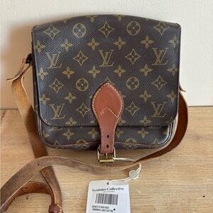 Authentic Louis vuitton monogram crossbody